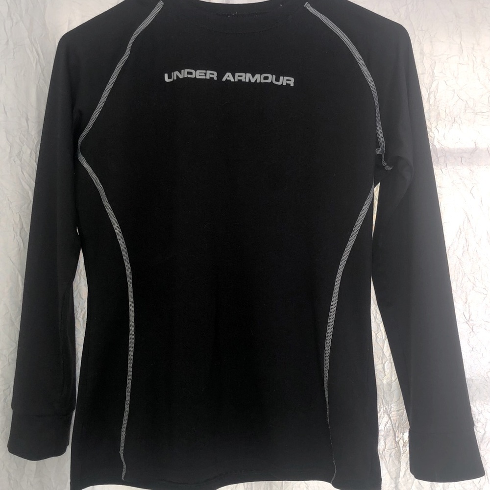 YLG Fitted UNDER ARMOUR Long Sleeve